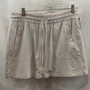 ATHLETA stone grey colored skort like new size 10